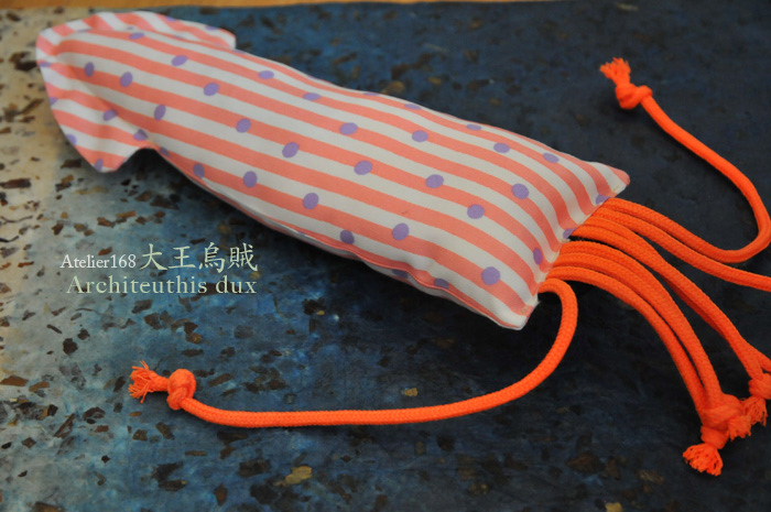 キャットニップキッカー