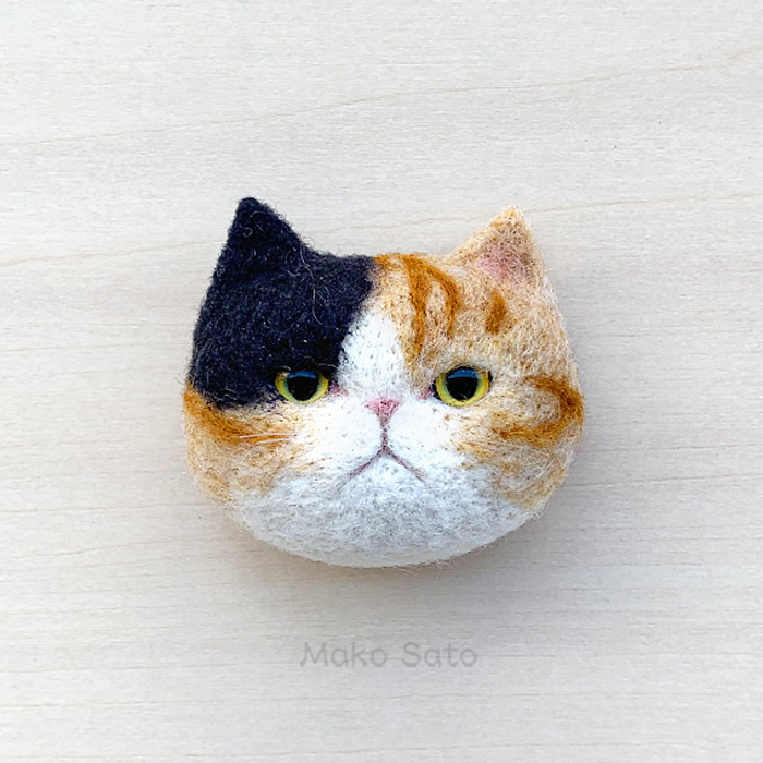 羊毛猫ブローチ