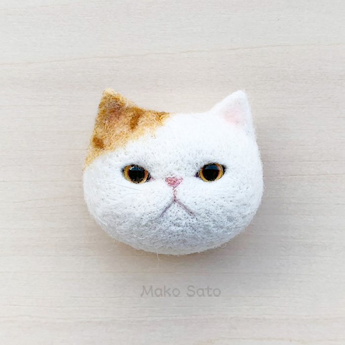羊毛猫ブローチ