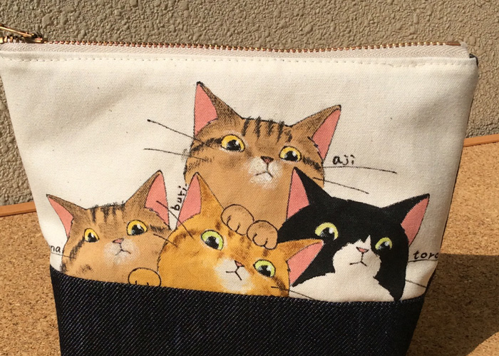 猫Tシャツ
