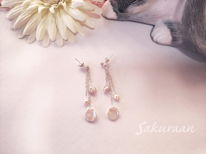 ピアス