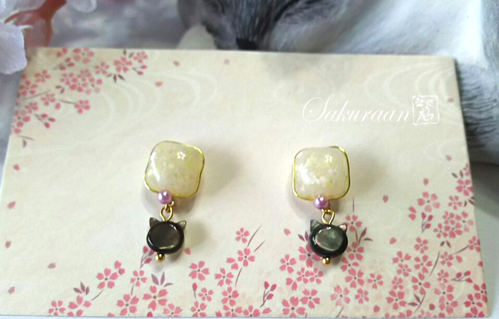 黒猫のピアス