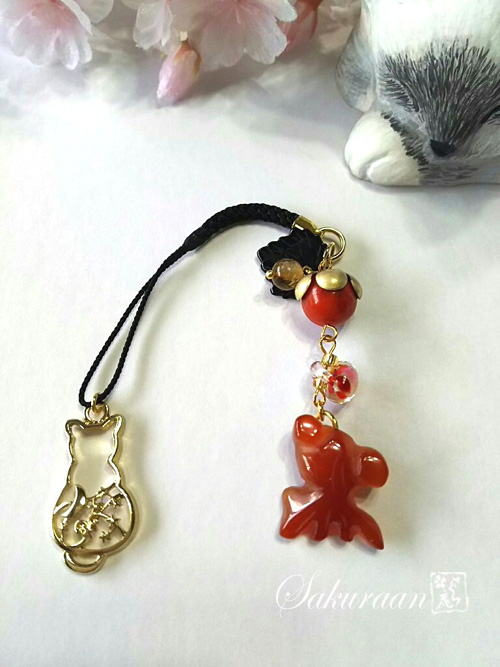 猫と金魚の根付(帯飾り)