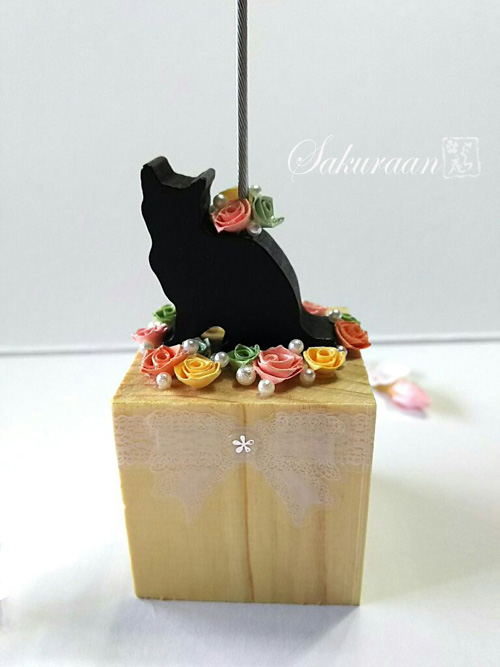 黒猫とバラのメモたて