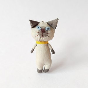 画像1: いながきりえ：ブサイクシャムねこちゃんストラップ (1)