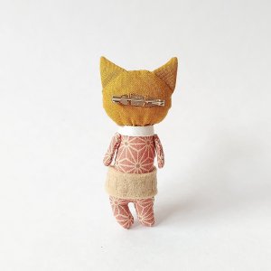 画像2: いながきりえ：ブサイク和柄ねこちゃんブローチ (2)
