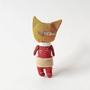 画像2: いながきりえ：ブサイク和柄ねこちゃんブローチ (2)
