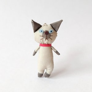 画像1: いながきりえ：ブサイクシャムねこちゃんストラップ (1)