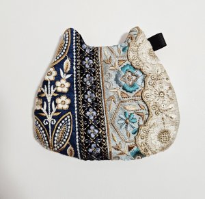 画像1: IRODRI：インド刺繡リボンねこ型ポーチ【5】（一部寄付） (1)
