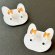 画像1: ねこぴず工房：ガラスのハチワレ猫　茶×白　（ピアス／イヤリング） (1)