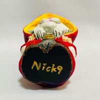 画像1: Nick9：樹脂のフィギュア　ねこのイーロウ　レッド
