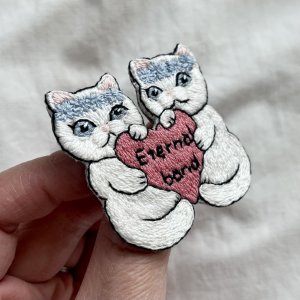 画像3: KARENTO.K.N：Eternal Band 手刺繍ブローチ (3)