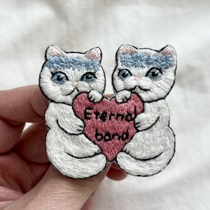 画像2: KARENTO.K.N：Eternal Band 手刺繍ブローチ (2)