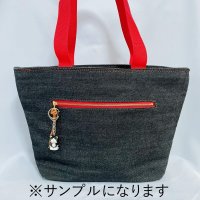 画像1: Nick9：樹脂のミニチュアキーホルダー　ねこのシルキー