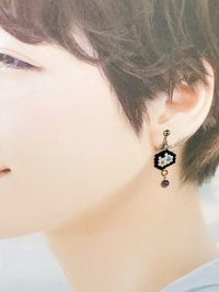 画像2: 手仕事LIFE:3匹の猫アシンメトリーイヤリングorピアス(モノトーンバージョン)