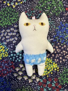 画像1: まめ屋：着せかえぱんつねこ　白 (1)