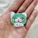 画像4: KARENTO.K.N：オシャレな猫ちゃん（グラデーショングリーン）　手刺繍ブローチ (4)