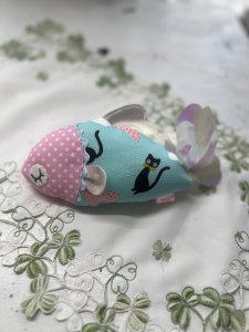 画像1: QuatreChats：BIGな金魚ちゃん『20』 (1)