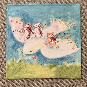 画像2: ドレミかんぱにー：スマホ＆メガネ拭き「祝福のメロディ」（一部寄付） (2)