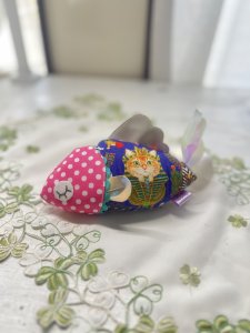 画像1: QuatreChats：BIGな金魚ちゃん『19』 (1)