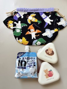画像1: はんどめいどkiki：ねこ型きんちゃく袋(16種) 「全額寄付」 (1)