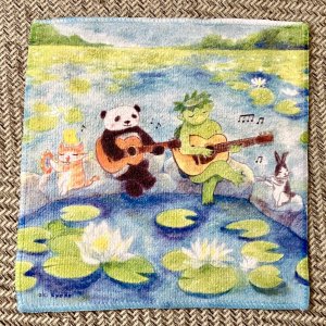 画像1: ドレミかんぱにー：ふわふわハンカチ「蓮沼のギターの調べ」（一部寄付） (1)