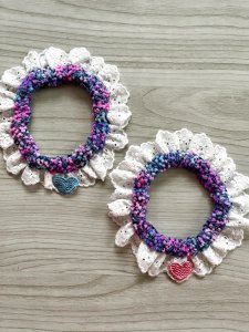 画像2: コムギ雑貨店：白小花レース＋紫陽花ニット　シュシュ（2種） (2)