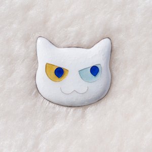 画像1: mofu-moe：七宝焼ブローチ【猫の顔・白猫】 (1)