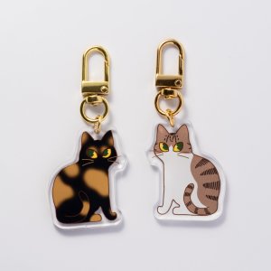 画像1: mofu-moe：アクリルキーホルダー おすわり猫【表：サビ　裏：キジ白】 (1)