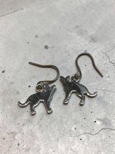 画像1: flowstar：シルエット猫ピアス　silver925（全額寄付） (1)