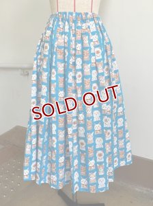 画像1: コムギ雑貨店：大きな猫柄のタックギャザースカート【ブルー】 (1)