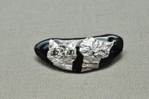 画像1: 銀箔七宝焼ブローチ【ツーショット】 (1)