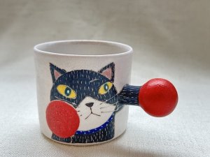 画像1: 外山亜基雄：ボクシングパンチ猫マグカップ【Mサイズ】-1- (1)