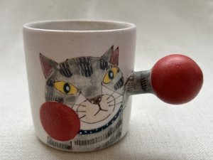 画像1: 外山亜基雄：ボクシングパンチ猫マグカップ【Lサイズ】-1- (1)
