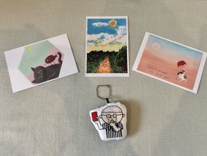 画像1: チマホマ社：ポストカード3枚とキーホルダーセット【3】（全額寄付） (1)