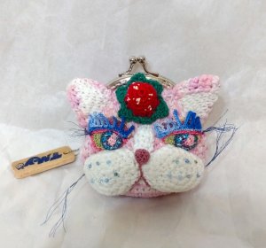 画像1: 編みゅーずTM-yo：猫顔がま口(中） (1)
