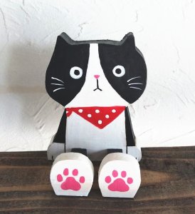 ハチワレ
