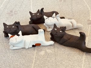 画像1: 半澤淳子：態度の悪い招き猫【5種】 (1)