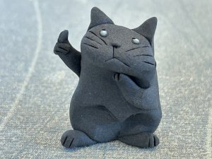 グレー(手が上)