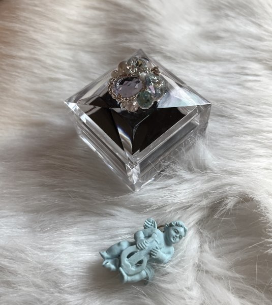 画像1: 【ゴエママ支援品】カノンママ：トルコ石　天使ペンダントトップ＋ジュエリーボックス（全額寄付） (1)