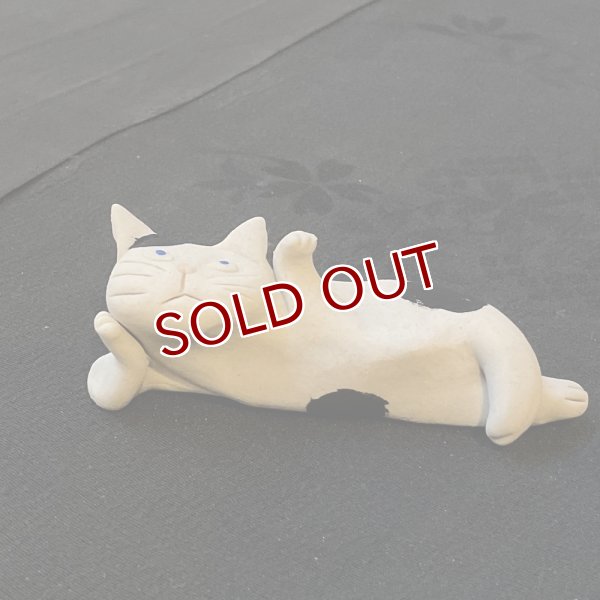 画像1: 態度の悪い招き猫【5】 (1)