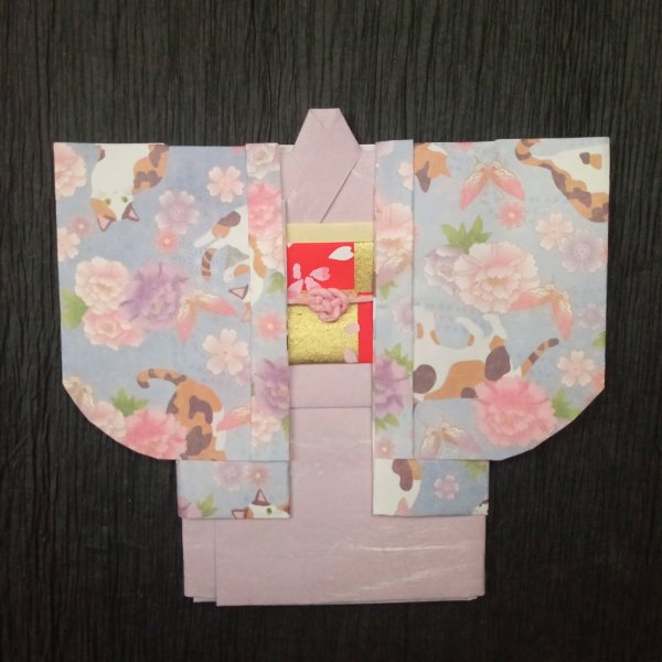 画像1: 着物の形のポチ袋(半纏)【 牡丹と三毛猫　(水色)】 (1)