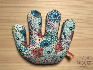 画像1: 拘縮予防てのひら保護の「ニギニギ」【水色クマ柄】 (1)