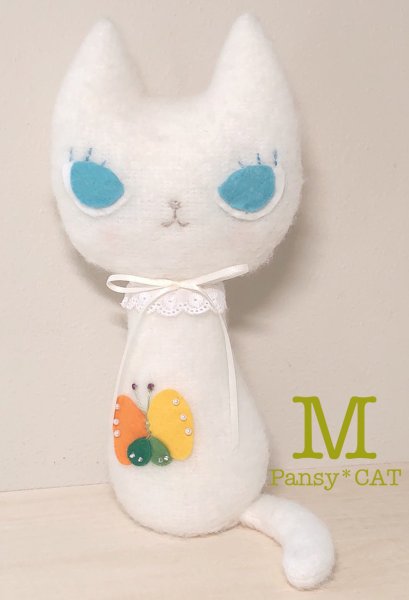画像1: Pansy*CAT【ふわふわM】ちょうちょ・ホワイト（一部寄付） (1)