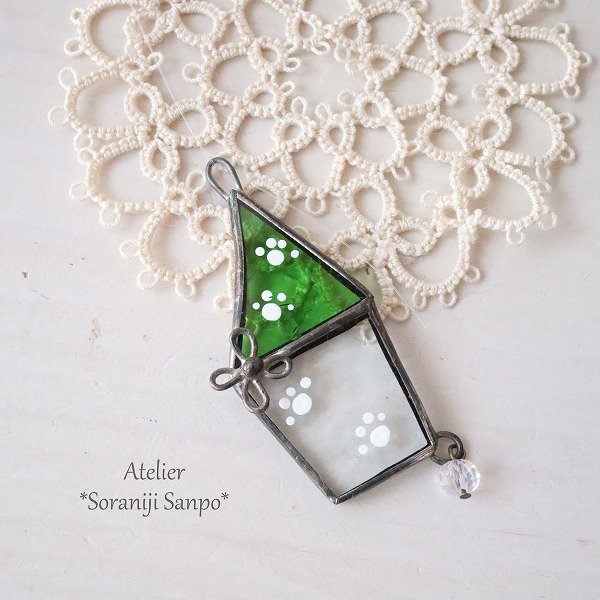 画像1: クリスマスカラーのお家のミニオーナメント　グリーン (1)