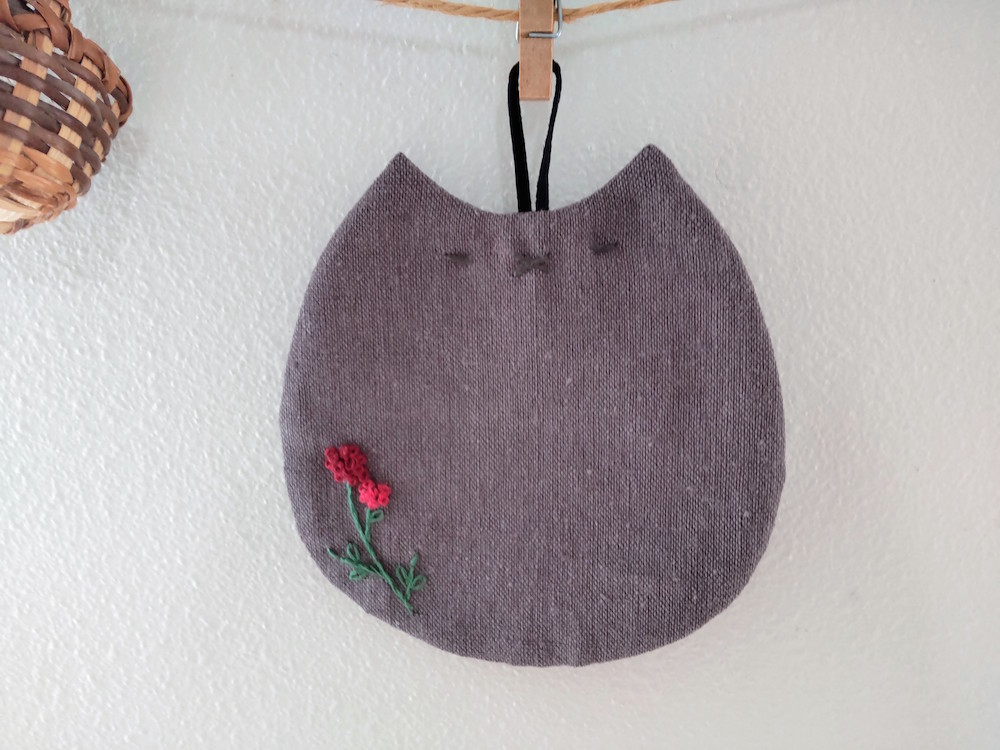 Pansy*：ねこ＊コースター 【チャコールグレー】刺繍入り