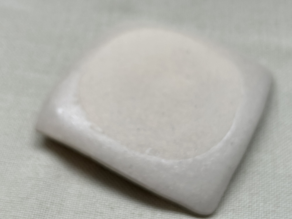 外山亜基雄