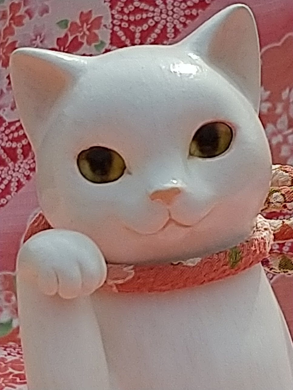 招き猫〈３〉白猫