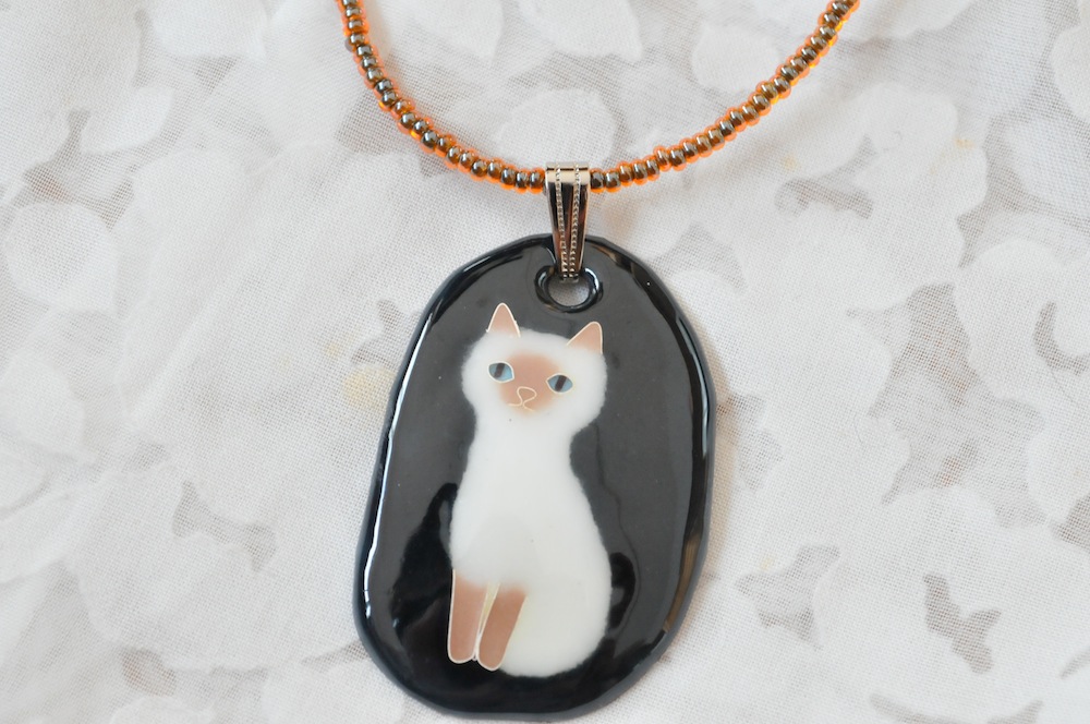 アトリエこねこ七宝焼 ビーズペンダント 黒 ポインテッド猫 にゃん太通販
