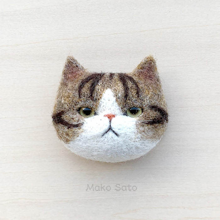 羊毛猫ブローチ